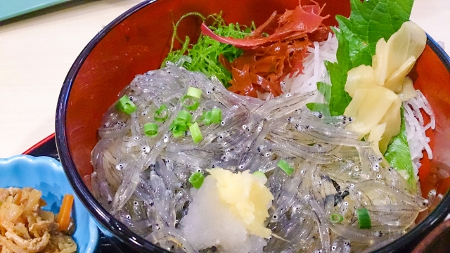 しらす丼