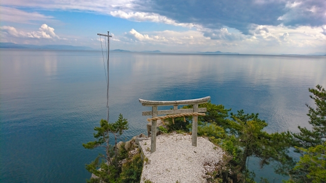 竹生島神社