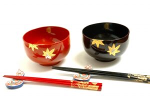 伝統的工芸品とは？小学生から大人まで学べるガイド【クイズ付き】