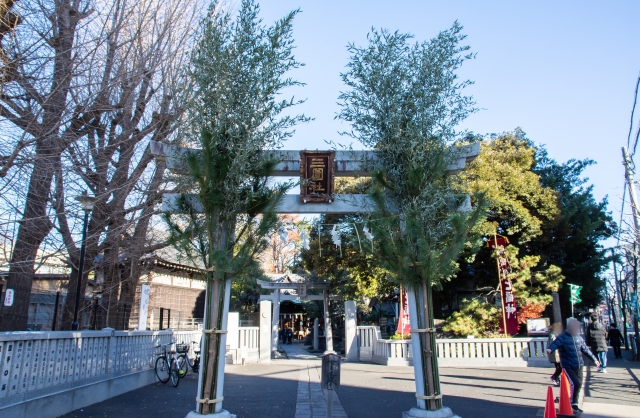 三囲神社